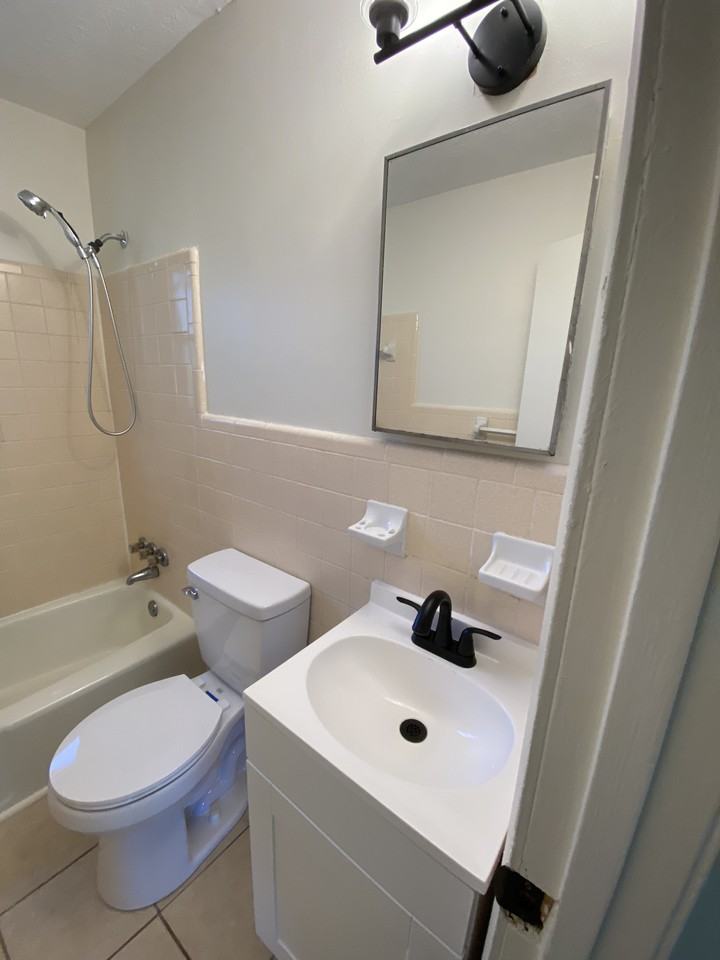 307 Harper Circle #A - Photo 4 of 9