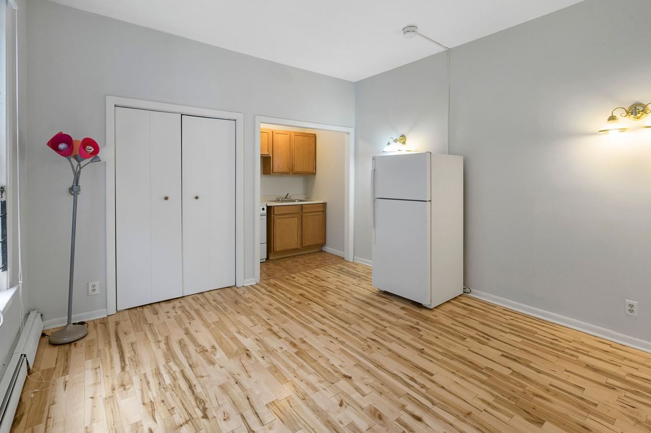 350 Elm Street - Photo 2 of 7