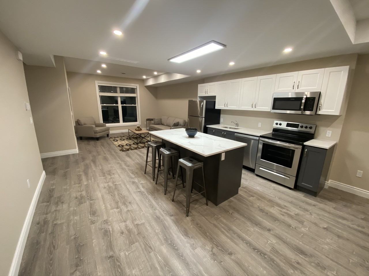 9 Portsmouth Ave #4