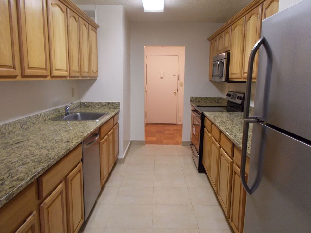 The Pierre Apartments - Photo 6 of 42