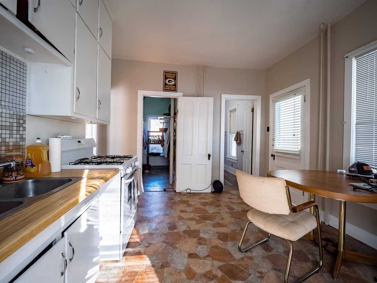 Avon St #1214 - Photo 2 of 9