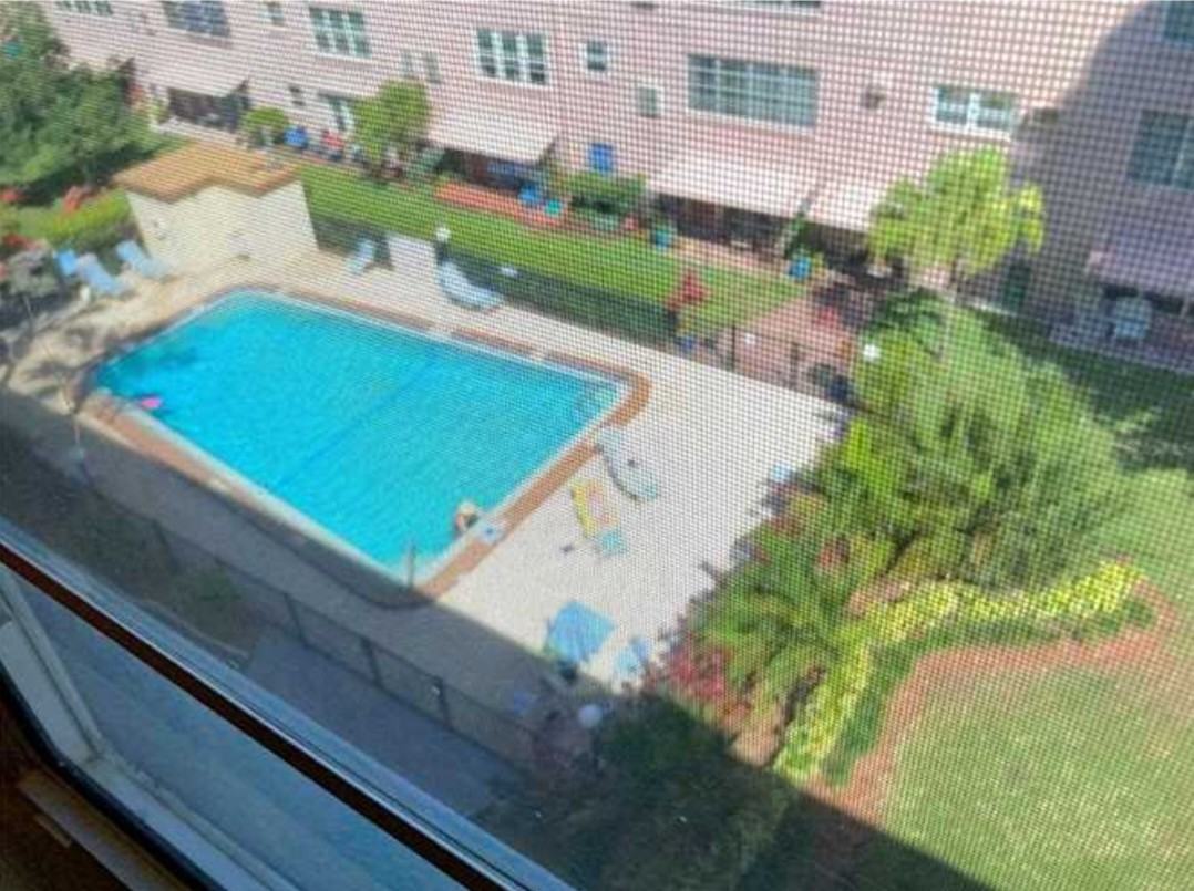 5501 80th St N - Photo 3 of 3