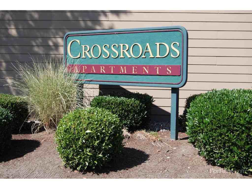 Crossroads - Photo 3 of 19