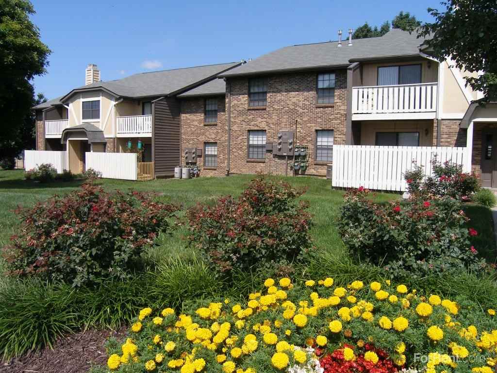 Cedar Lakes - Photo 2 of 20