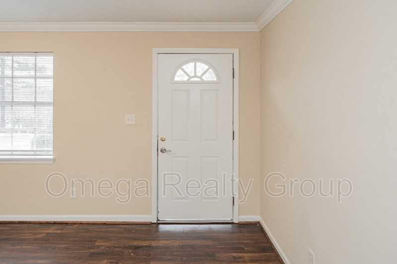 5329 Cornell Dr - Photo 6 of 46