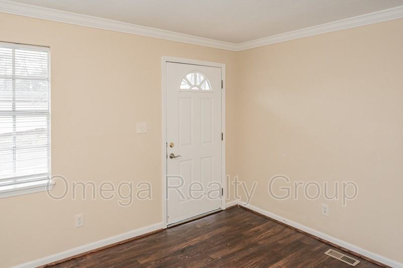 5329 Cornell Dr - Photo 7 of 46