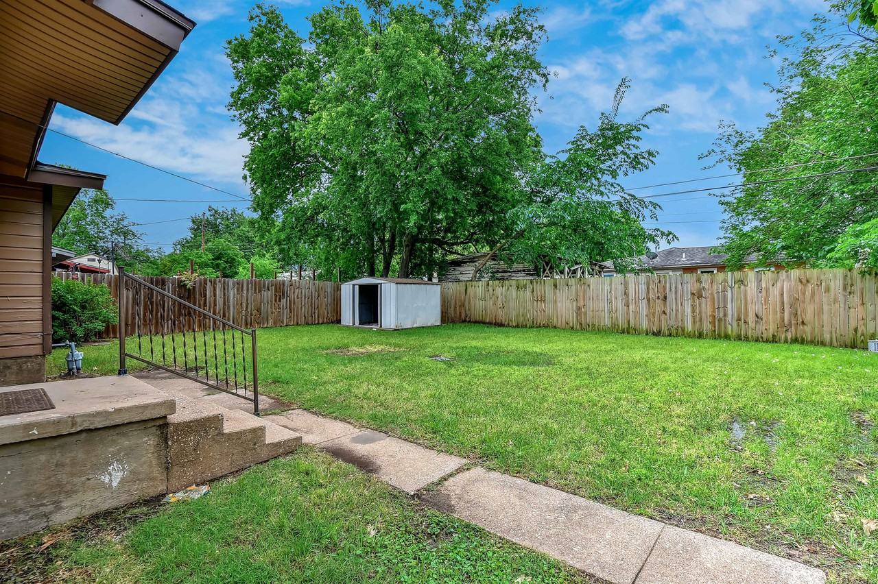 806 E Rosedale St #1 - Photo 4 of 21