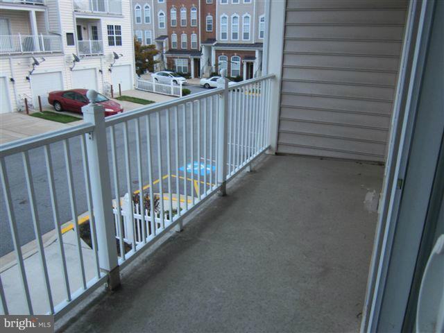 12332 Rollys Ridge Avenue - Photo 3 of 24