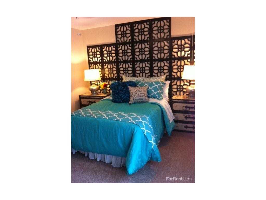 Madison at Largo - Photo 3 of 16