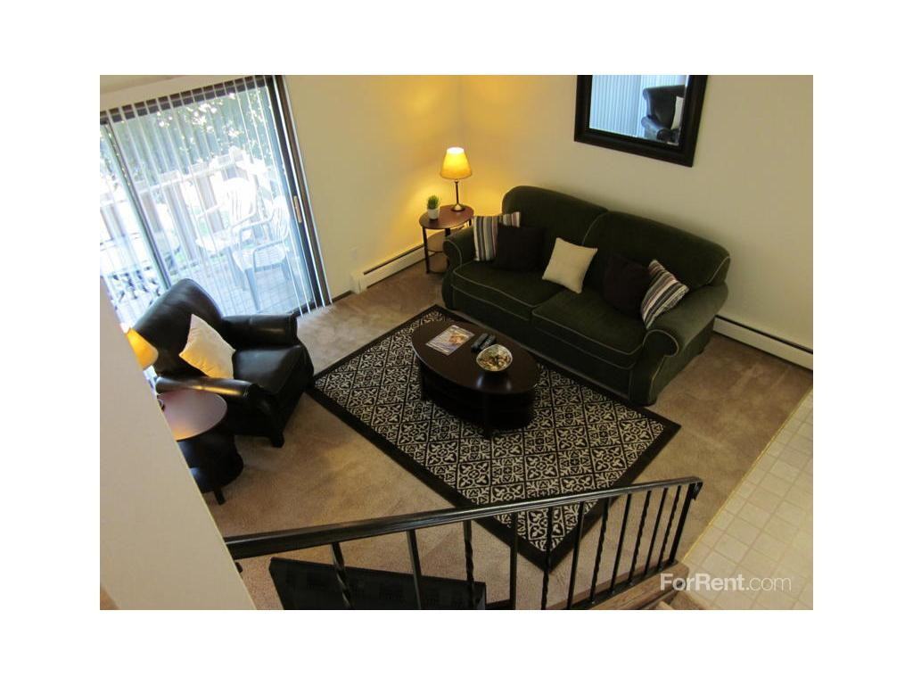 Woodmere Townhome Apartments - Photo 2 of 2