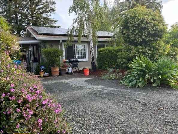 10495 Mira Vista Ave - Photo 2 of 5