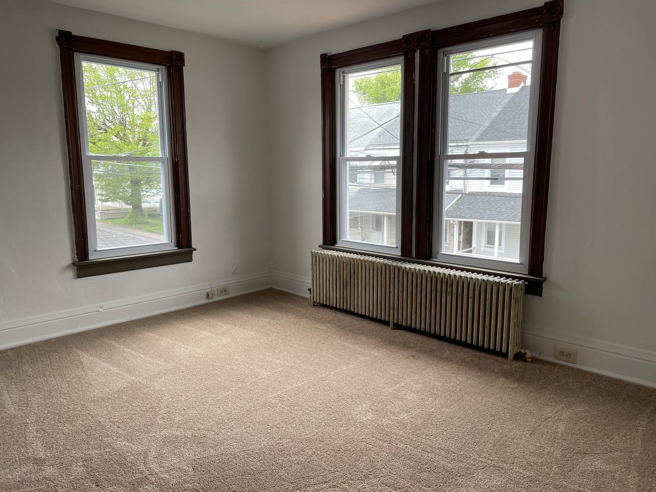 7526 Hamilton Blvd - Photo 2 of 11