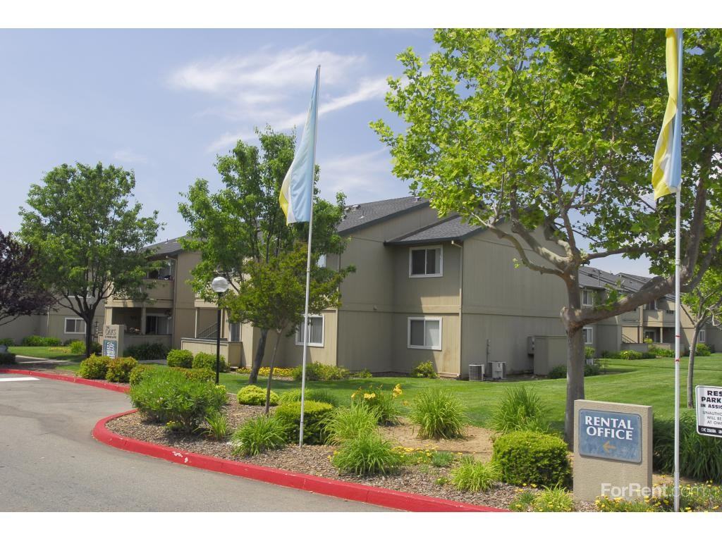 Oaks at Joiner Ranch, The - Photo 3 of 3