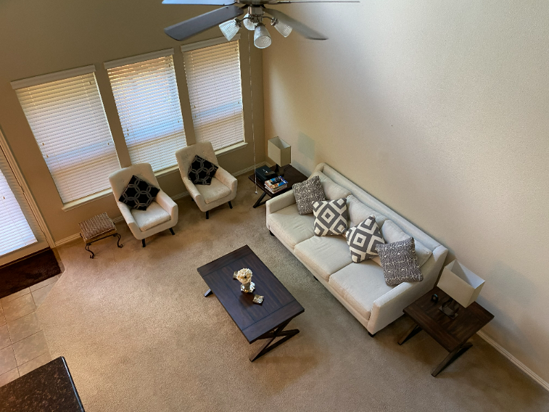 3739 Venice Dr - Photo 3 of 13
