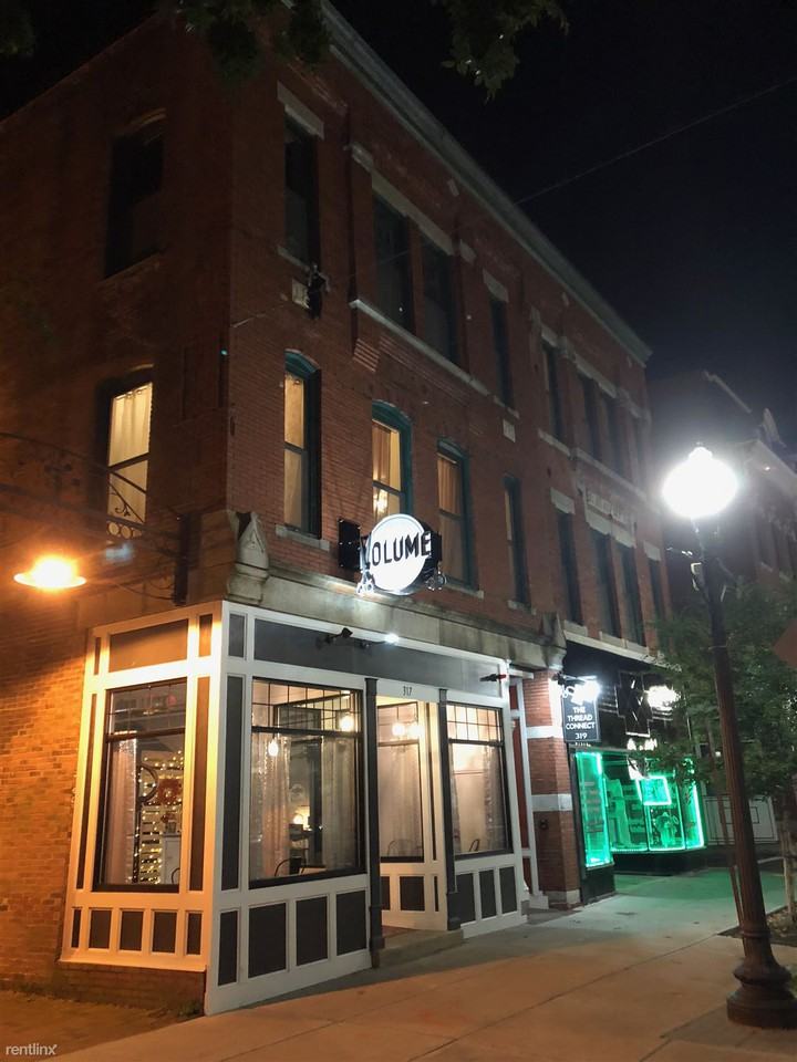 Memorial 319 - Photo 2 of 6