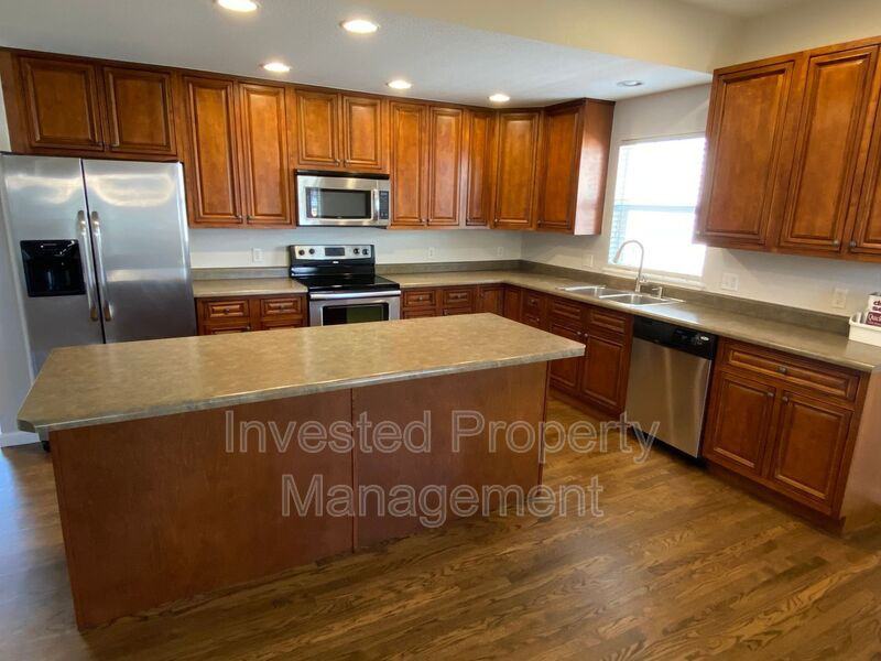 2970 S Elati St - Photo 6 of 17