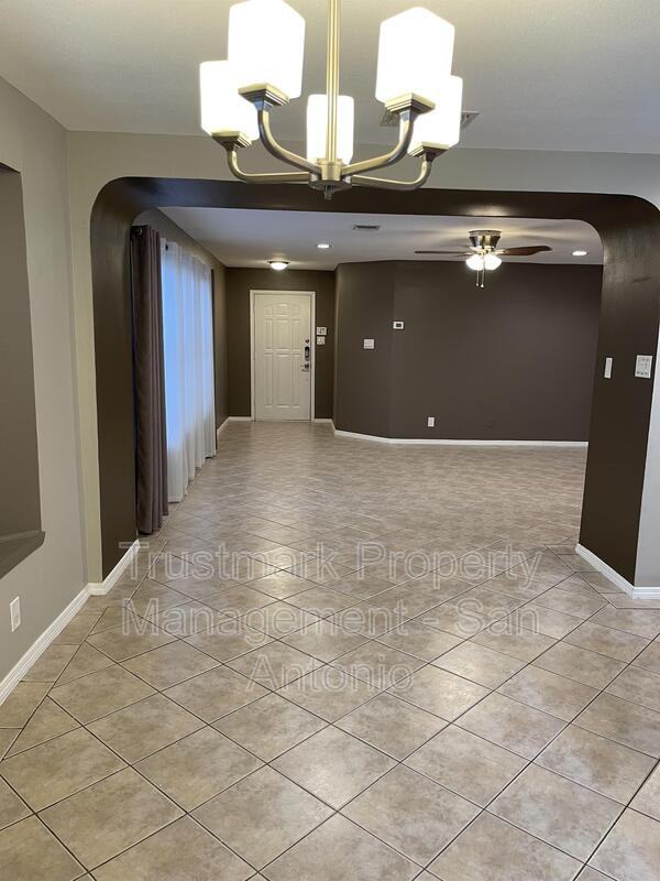 8335 Bent Meadow Dr - Photo 5 of 40