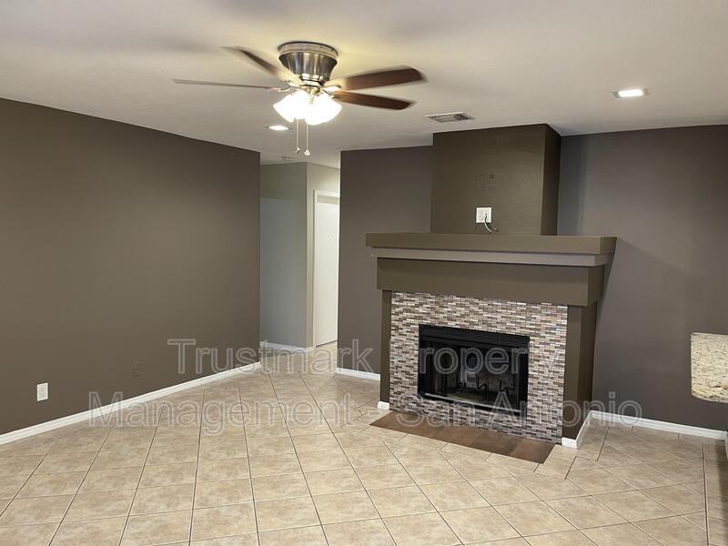 8335 Bent Meadow Dr - Photo 7 of 40