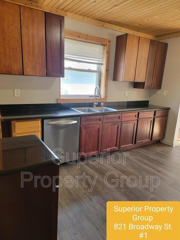 821 Broadway #1 - Photo 2 of 5