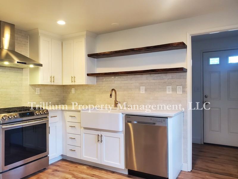 4835 N Willamette Blvd - Photo 6 of 23
