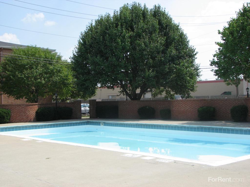 Wilson Plaza - Photo 3 of 12