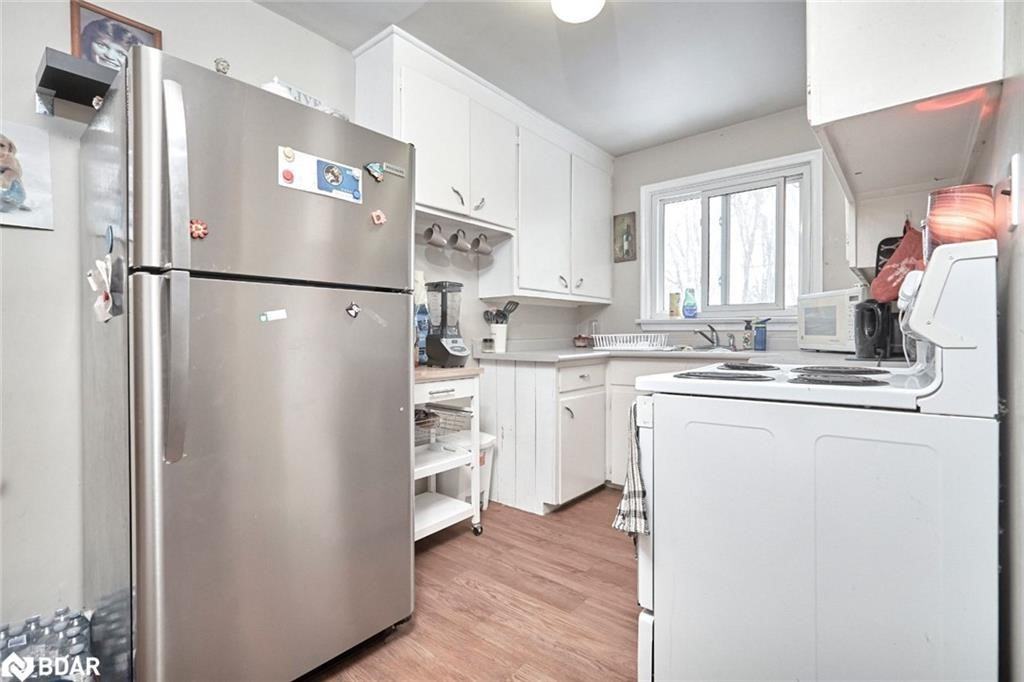 9 Bowman Ave - Photo 2 of 11