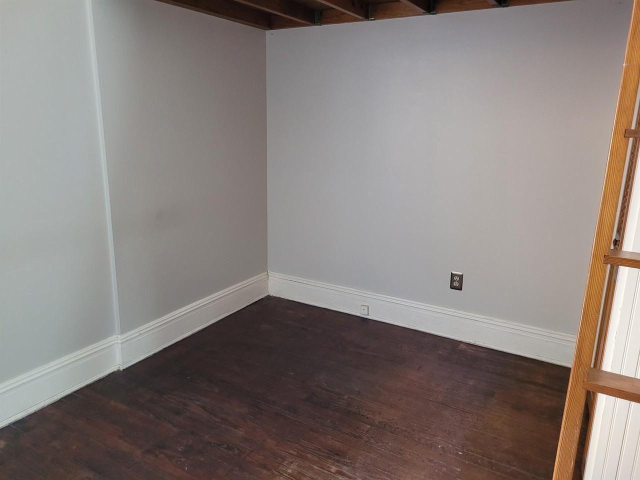 2517 W Grace St #1 - Photo 5 of 10