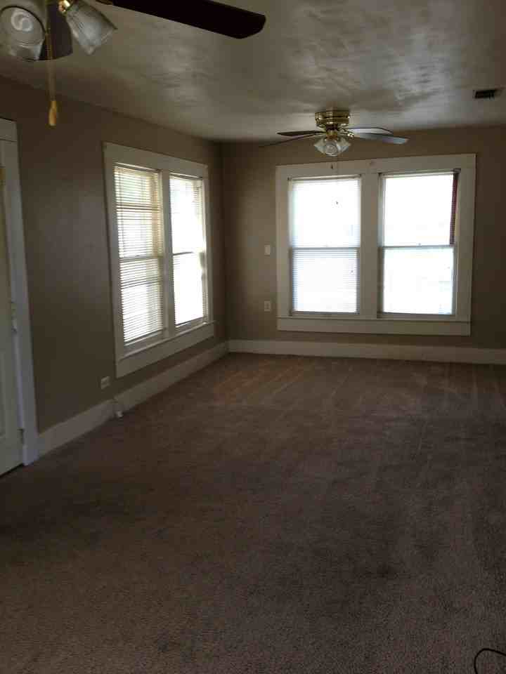 3604 Hickory Street - Photo 4 of 9