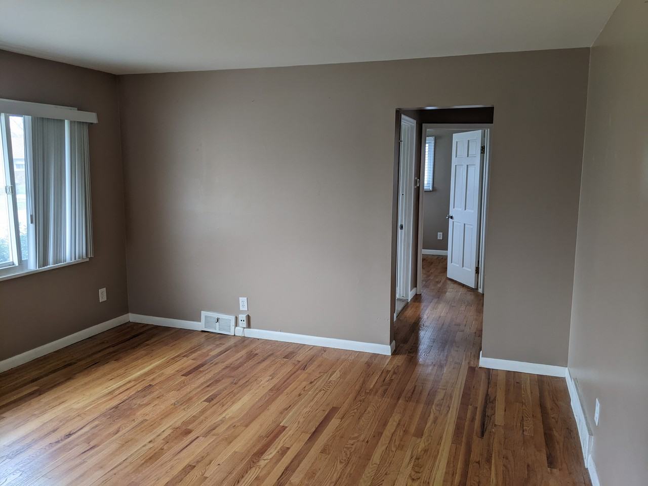 33381 Florence Street - Photo 3 of 11