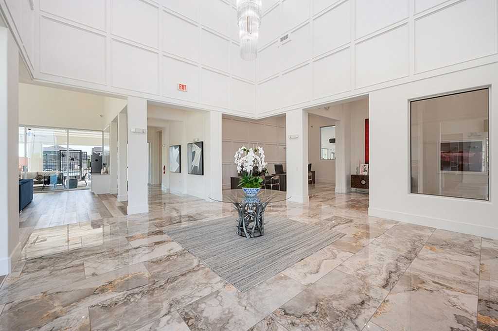 Luxe Prosper - Photo 2 of 50