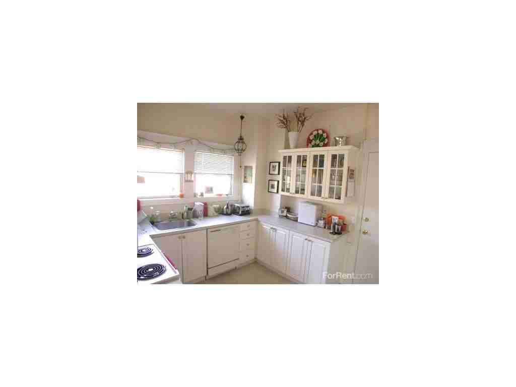 The Legacy Apartments - Photo 3 of 20