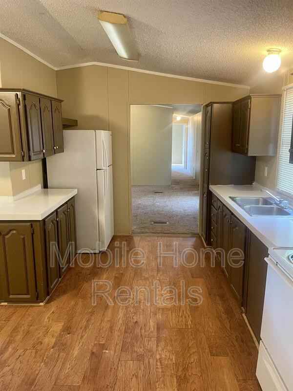 2201 Beaverdam Rd - Photo 3 of 8