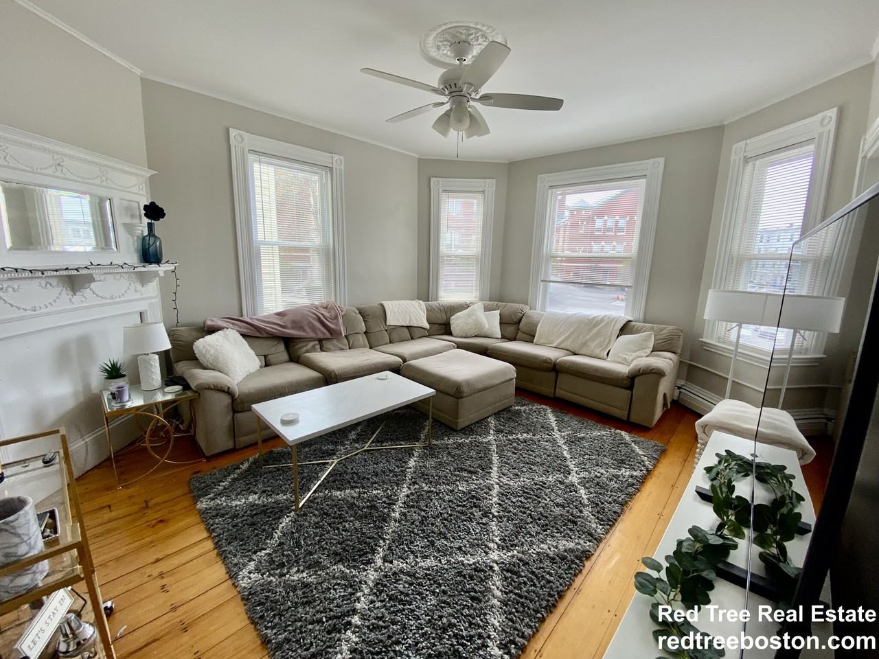 27 Hurd Rd #4