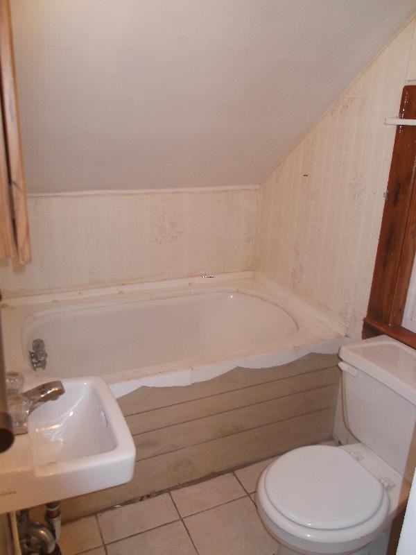 Falmouth St #3 - Photo 2 of 3