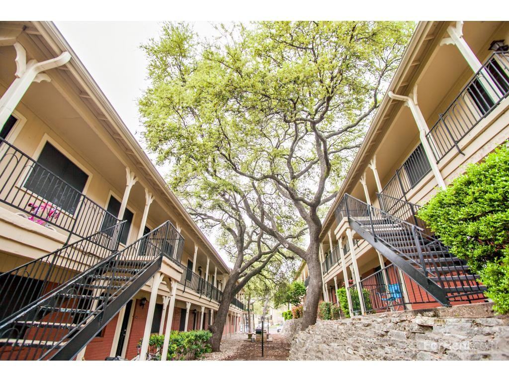 The Place at Terracina - Photo 2 of 3