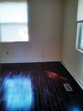 1712 Iroquois St - Photo 2 of 5