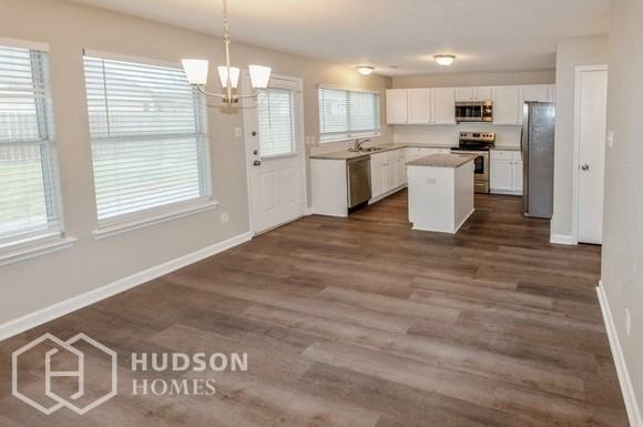 4129 Capstone Dr - Photo 3 of 18