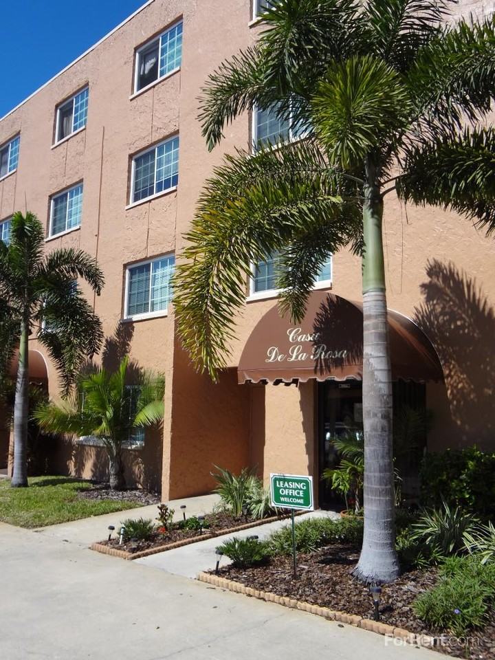 Casa de la Rosa - Photo 3 of 20