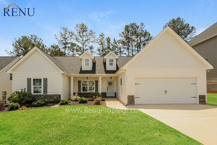 1133 Red Bud Cir