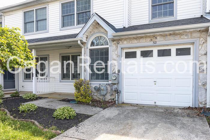 32 Shady Brooke Ln - Photo 2 of 29