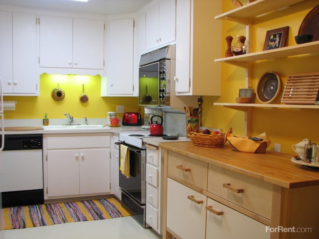 Montcalm Apartments 535 Lexington Pkwy S, St. Paul, MN 55116 Zumper