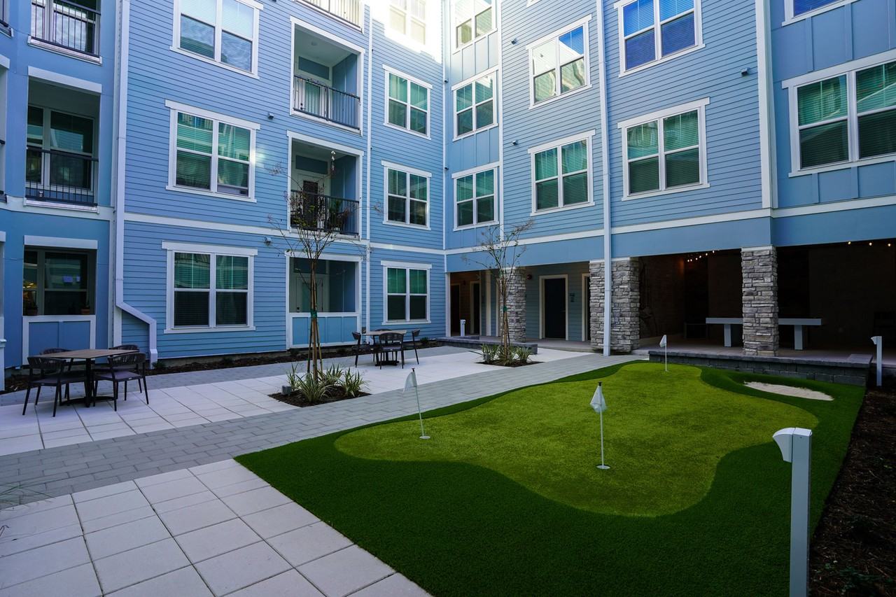 The Drift at the Forum - Photo 6 of 21