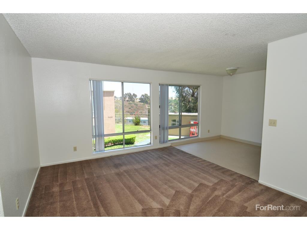 President John Adams Manor - Photo 2 of 10