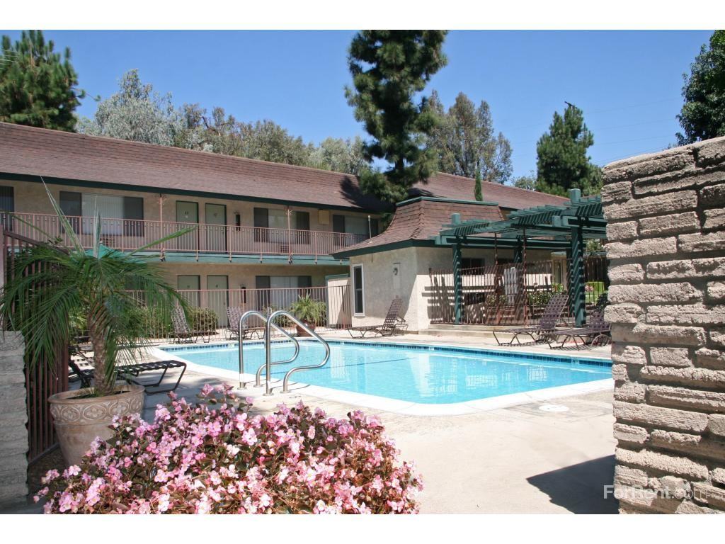 Barlow Concord Apartments - Photo 2 of 19