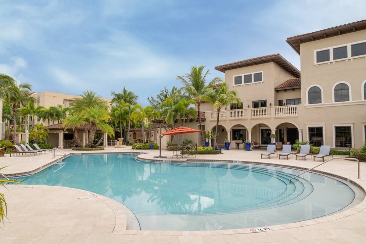 Doral View - Photo 4 of 46