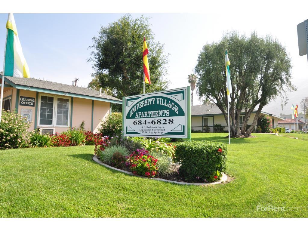 University Village Apartments 257 W Big Springs Rd, Riverside, CA 92507 Zumper