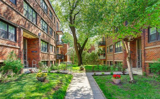 4520 Grand Boulevard Apartments in Loyola, Montréal, QC H4B 2X9 Zumper