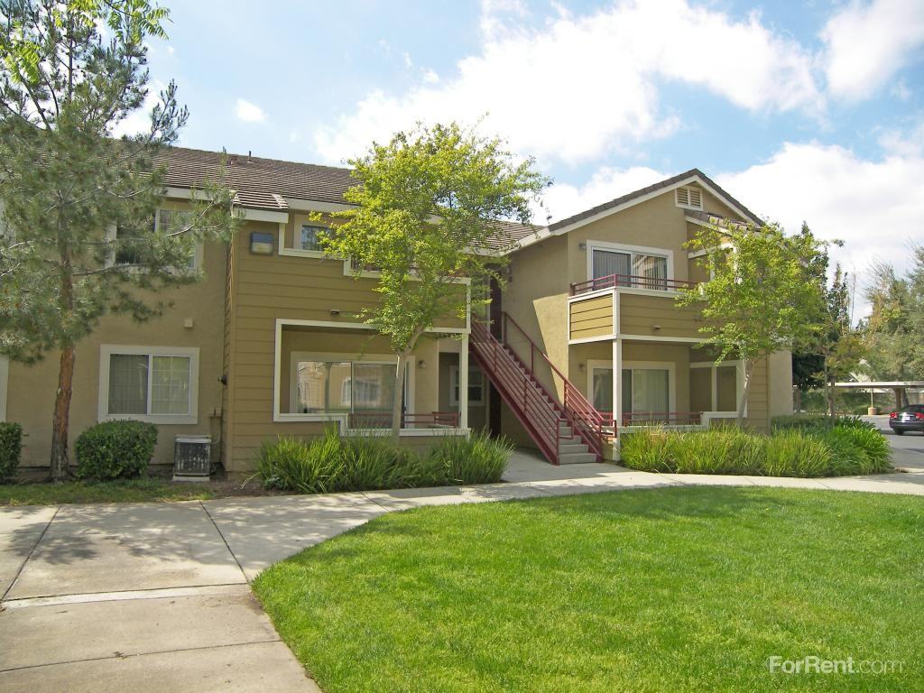 Terracina at Laguna Creek - Photo 3 of 17