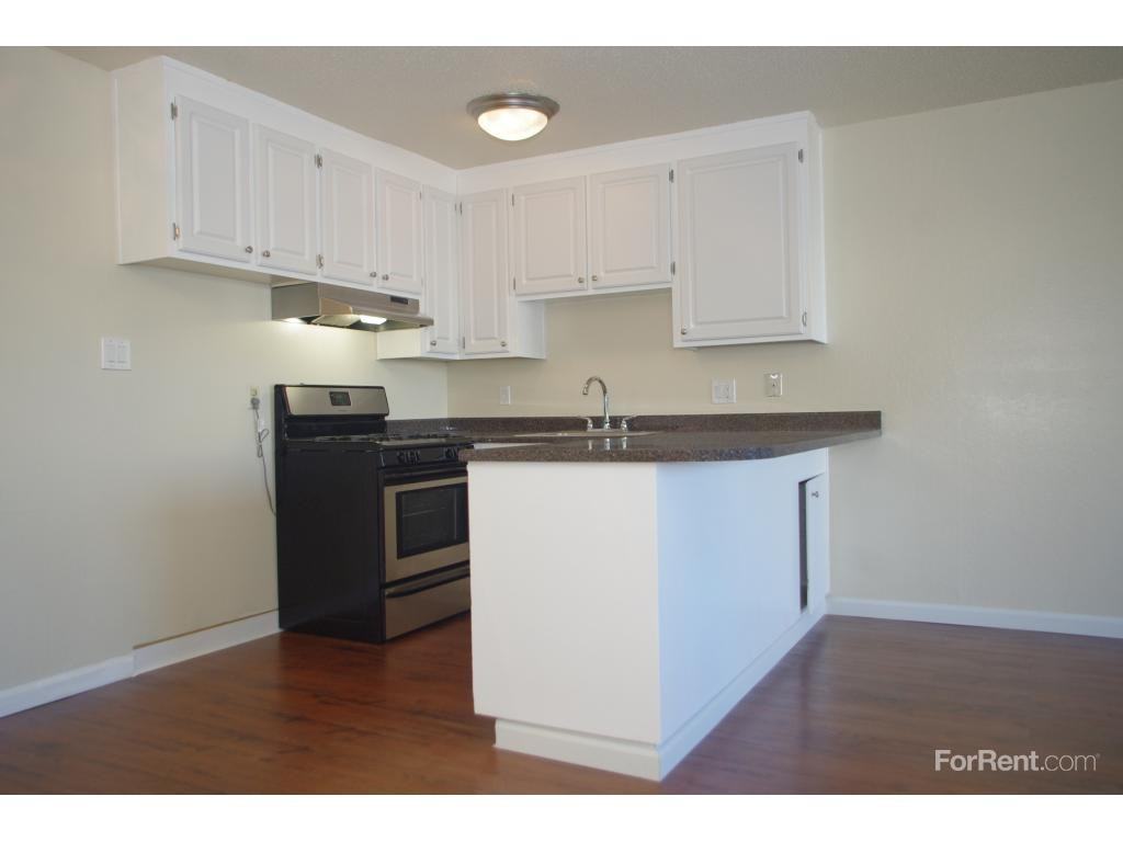 Lakeview Towers - Photo 2 of 14