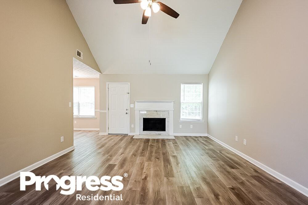 110 Forest Ct - Photo 3 of 16